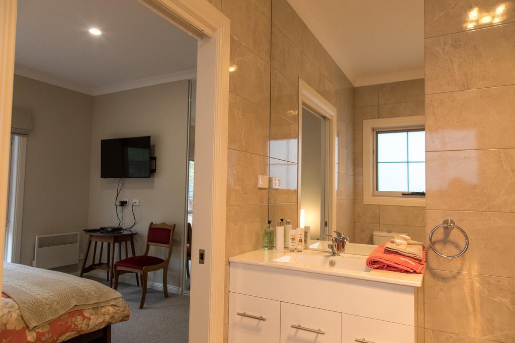 Mountain Blue Guest House Deloraine Extérieur photo
